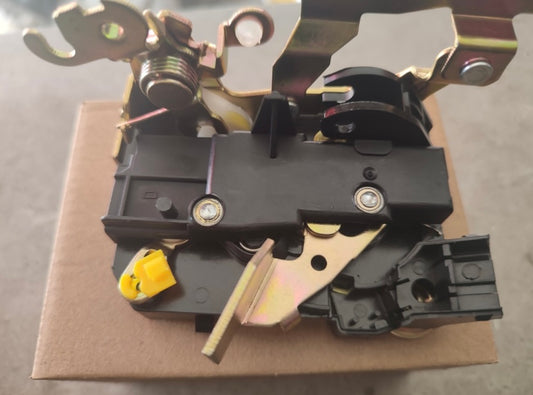 Chapa de Puerta Nueva Renault Twingo – Repuesto Original / Genérico